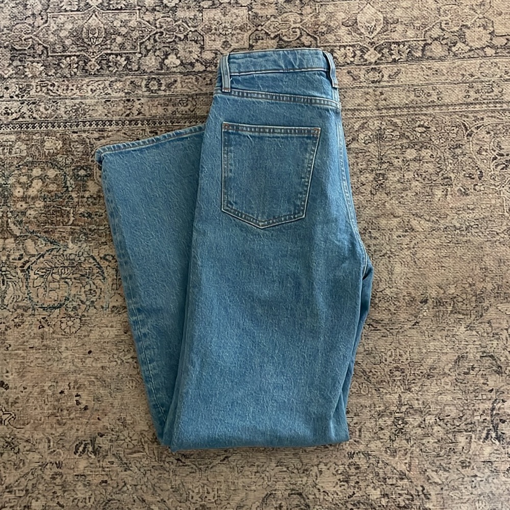 Aritzia Remy Hi-rise Relaxed Jean - Picture 5 of 8